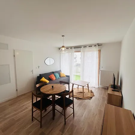 Lechapee Champenoise Terrasse *